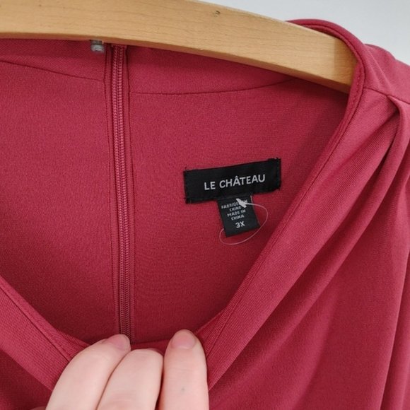 Le Chateau  asymmetrical dress - Picture 5 of 8